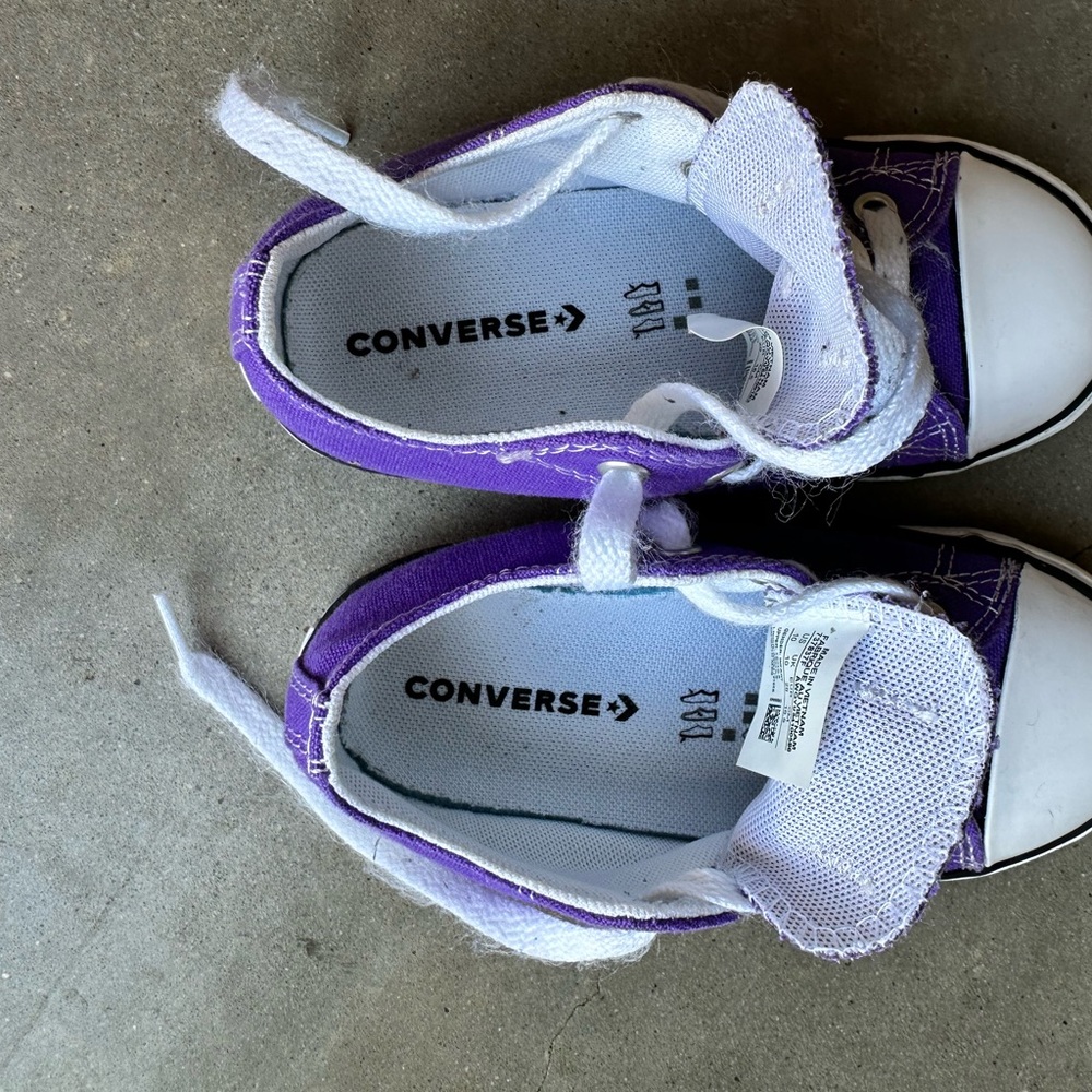 Converse Kids Purple Sneakers size 10 pre owned - Picture 11 of 13
